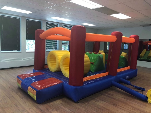 Location avec notre petit jeu gonflable